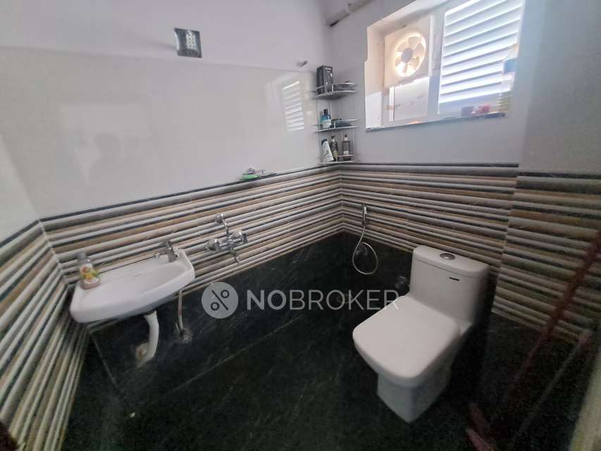 2 BHK Flat In Bln  Nilayam For Sale  In Krishna Nagar Colony