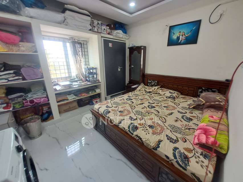 2 BHK Flat In Bln  Nilayam For Sale  In Krishna Nagar Colony