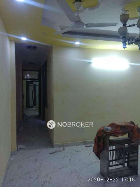 2 BHK Flat In Standalone Building  For Sale  In Govindpuri