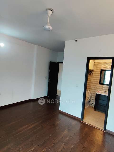 3 BHK Flat In Elite Golf Greens, Sector 79 For Sale  In Sector 79