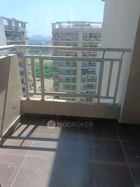 3 BHK Flat In Elite Golf Greens, Sector 79 For Sale  In Sector 79