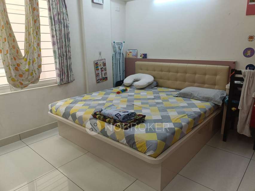 3 BHK Flat In Meenakshi Greens For Sale  In J. P. Nagar