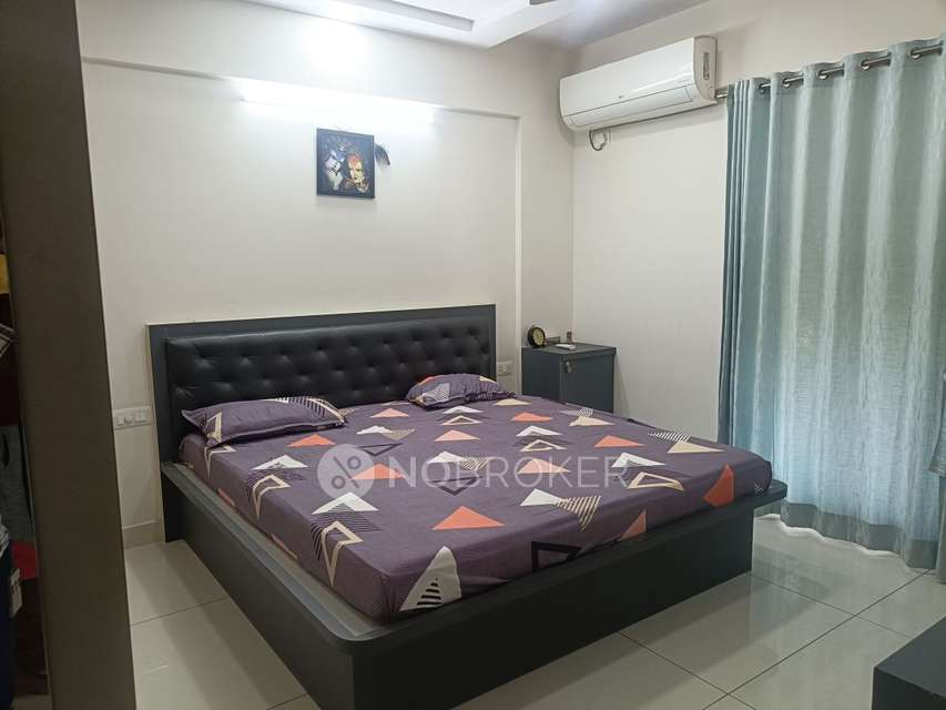3 BHK Flat In Meenakshi Greens For Sale  In J. P. Nagar