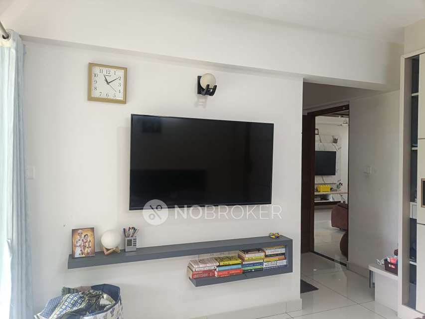 3 BHK Flat In Meenakshi Greens For Sale  In J. P. Nagar