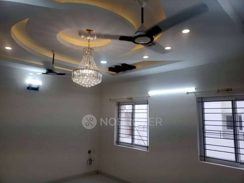 4+ BHK Flat In Casagrand Supremus for Rent  In Thalambur