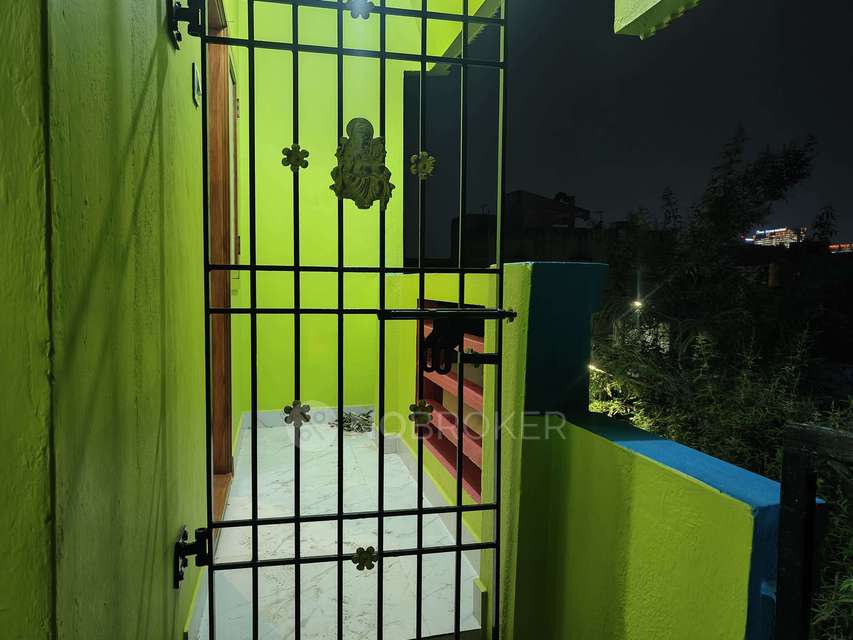 2 BHK House for Rent  In Neelankarai