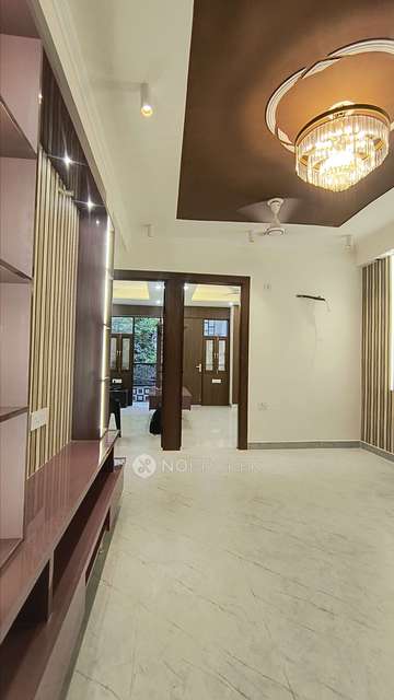 3 BHK Flat For Sale  In Pratap Vihar
