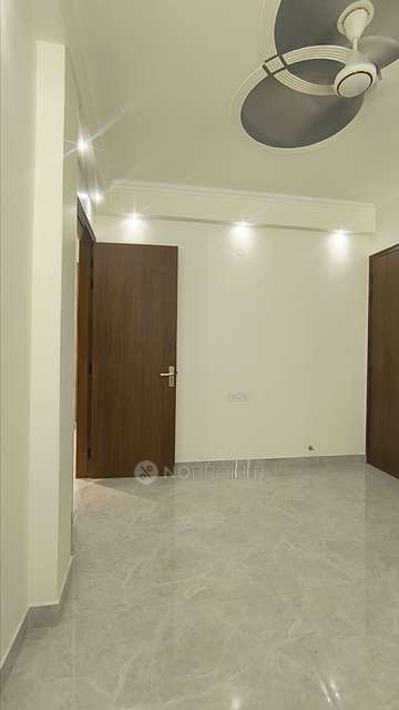 3 BHK Flat For Sale  In Pratap Vihar