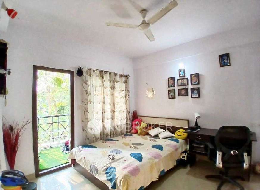 3 BHK Flat In Shriram Smrithi For Sale  In Mallenahalli