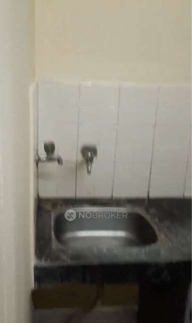 1 RK Flat In Sai Shraddha Chs For Sale  In Santacruz West