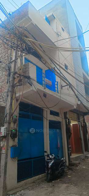 Industrial Building in Dilshad Garden, Delhi for sale 