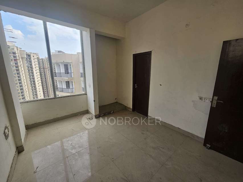 3 BHK Flat In Nbcc Heart Beat City For Sale  In Sector 107