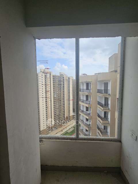 3 BHK Flat In Nbcc Heart Beat City For Sale  In Sector 107