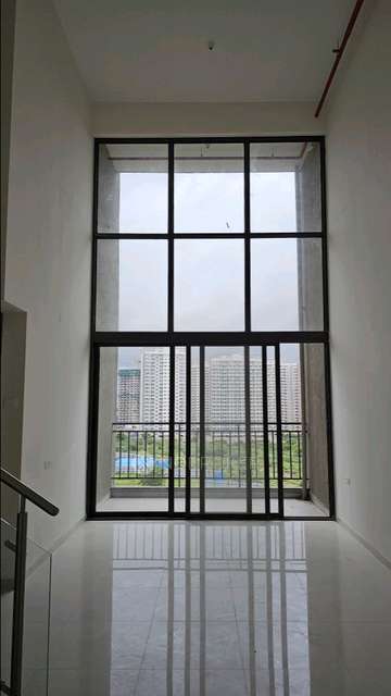 3 BHK Flat In Mantra Mesmer For Sale  In Mundhwa