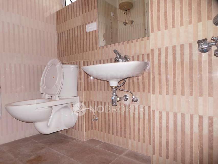 3 BHK Flat In Sjr Bren Trillium For Sale  In Hosa Road