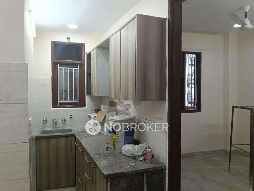 1 BHK Flat In Ganga Ram Vatika For Sale  In Mukerjee Park