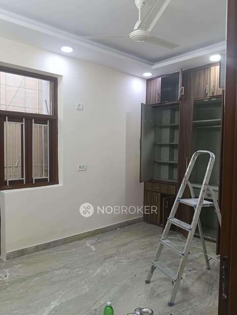 1 BHK Flat In Ganga Ram Vatika For Sale  In Mukerjee Park