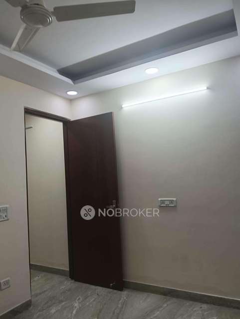 1 BHK Flat In Ganga Ram Vatika For Sale  In Mukerjee Park