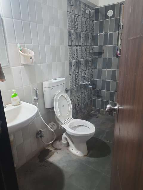 2 BHK Flat for Rent  In Kingston Aura