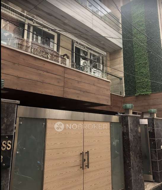 PG for Girls in Kamla Nagar