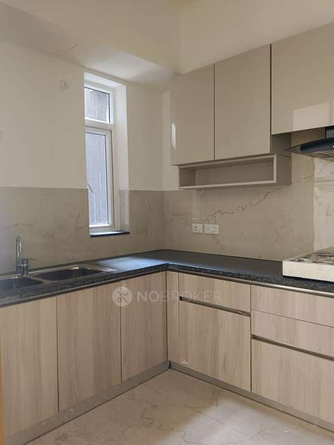 3 BHK Flat In Smart World Orchard, Sector 61 For Sale  In Sector 61