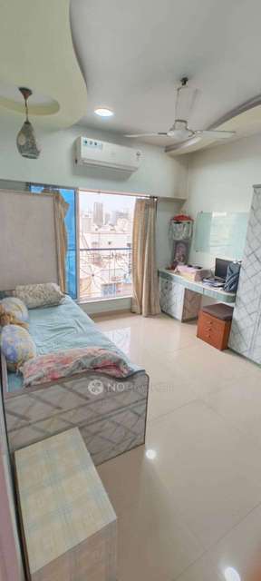 2 BHK Flat In Neelkamal Heights Borivalli For Sale  In Borivali West