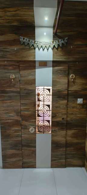 2 BHK Flat In Neelkamal Heights Borivalli For Sale  In Borivali West