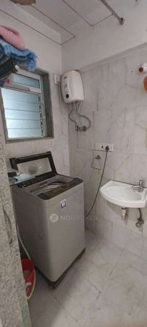 2 BHK Flat In Neelkamal Heights Borivalli For Sale  In Borivali West