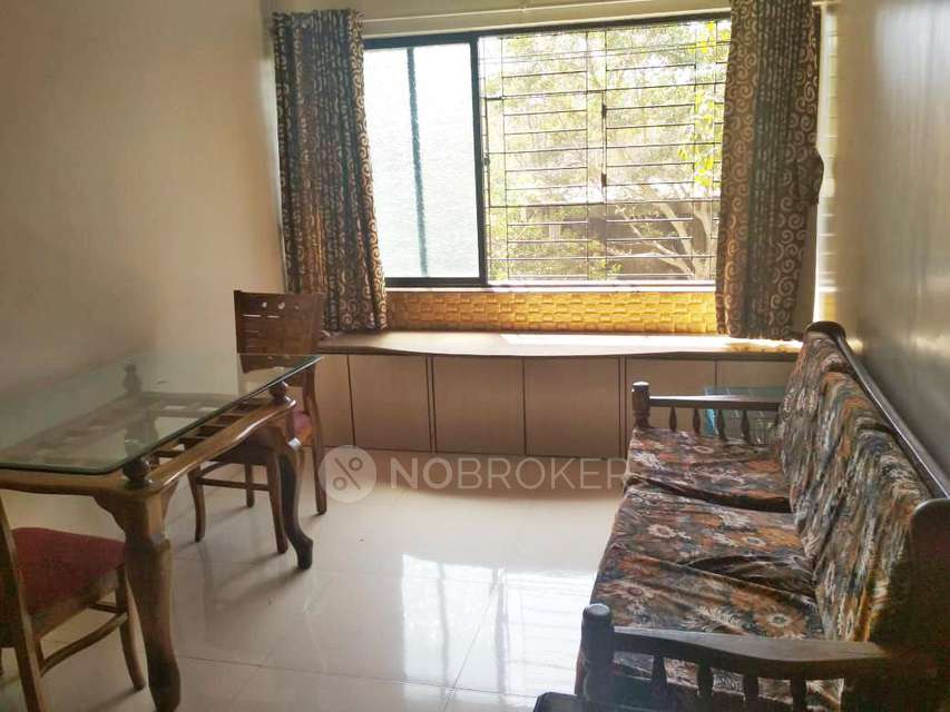 2 BHK Flat In Seva Samiti Chs For Sale  In Antop Hill