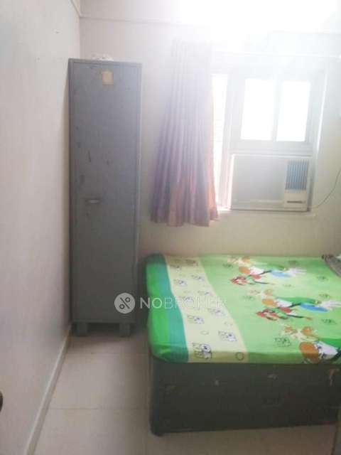 2 BHK Flat In Seva Samiti Chs For Sale  In Antop Hill