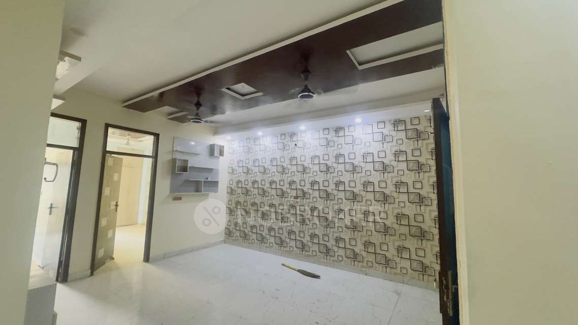3 BHK Flat In Himalayan Building For Sale  In Balaji Enclave