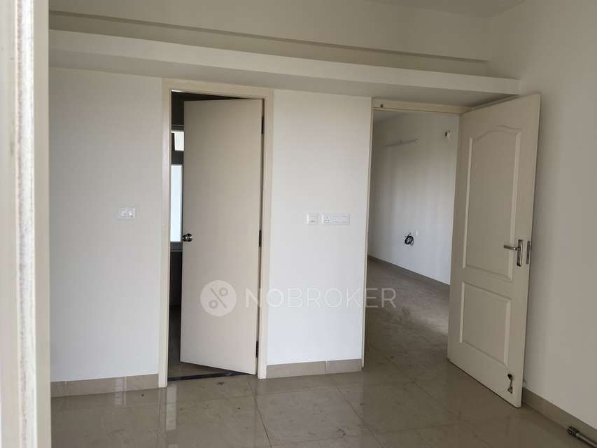 1 BHK Flat In Radiance Mercury For Sale  In Perumbakkam