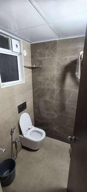 2 BHK Flat In Dosti Oro 67 For Sale  In Kandivali 