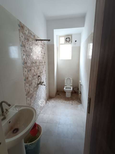 3 BHK Flat In Sustain Green For Sale  In Sector-45