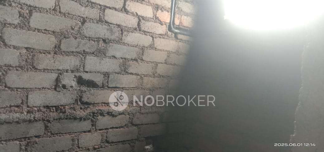 1 RK Flat For Sale  In Aambethan