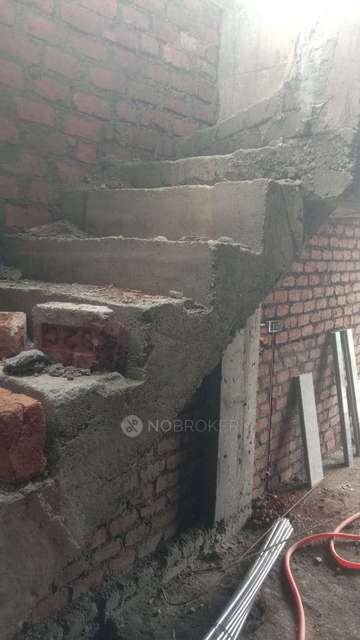 1 RK Flat For Sale  In Aambethan