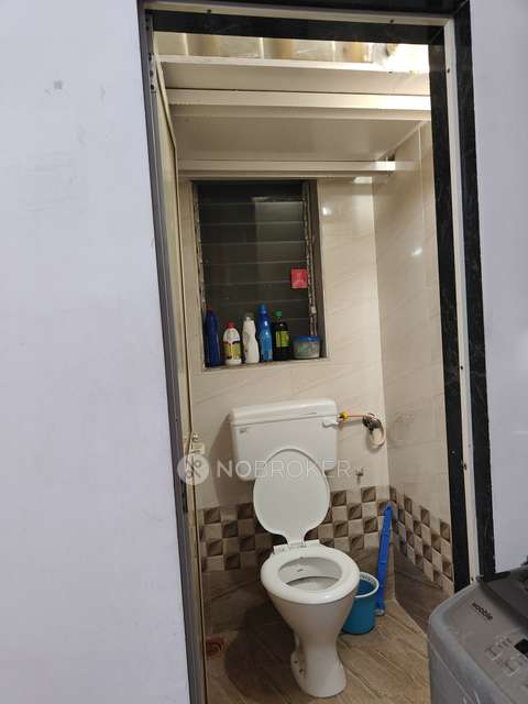 1 BHK Flat In Pooja Apartment  For Sale  In Goregaon West