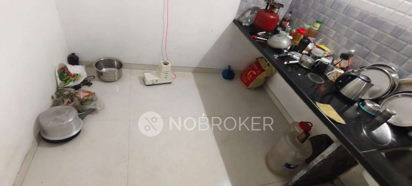 Single Room for Male In 2 BHK  In Aishwaryam Courtyard In Chikhali