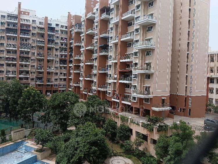 2 BHK Flat In Hm Royal Society For Sale  In Kondhwa