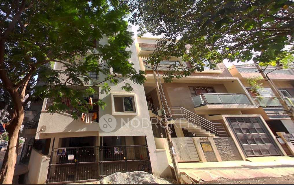 2 BHK Villa In Balakrishna Building for Rent In Xhcv+jrp, Kg Halli, D' Souza Layout, Ashok Nagar, Bengaluru, Karnataka 560001, India