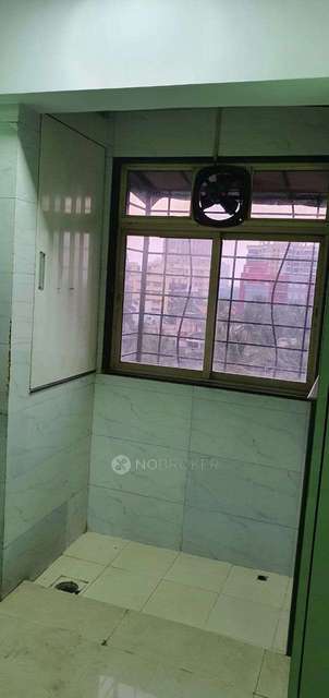 2 BHK Flat In Bhoomi Park, Malad West For Sale  In Malad West