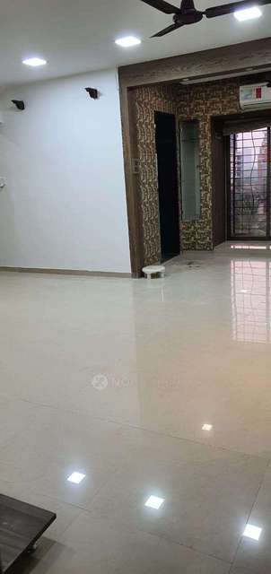 2 BHK Flat In Bhoomi Park, Malad West For Sale  In Malad West