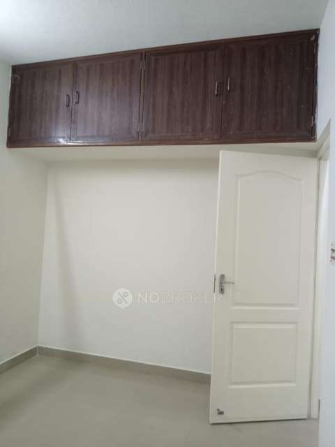 2 BHK Flat In Shine Flat For Sale  In Retteri