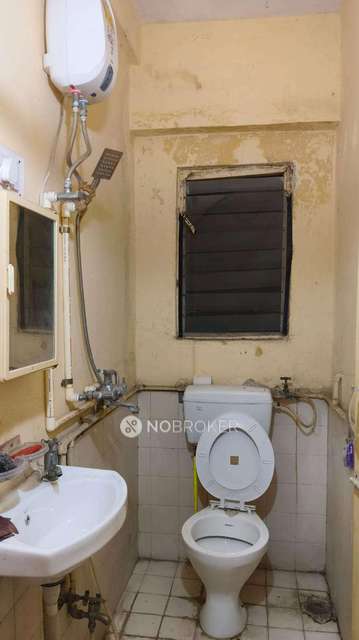 2 BHK Flat In 201 Vandana Cooperative Housing Society For Sale  In Andheri East