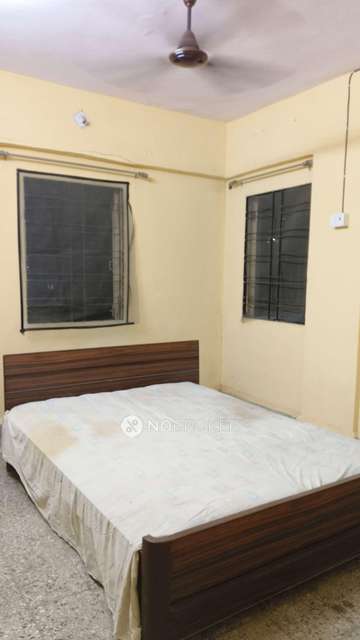 2 BHK Flat In 201 Vandana Cooperative Housing Society For Sale  In Andheri East