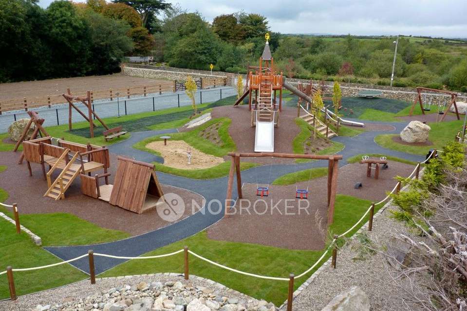 3 BHK Flat In Hs Heritage For Sale  In Mulund East