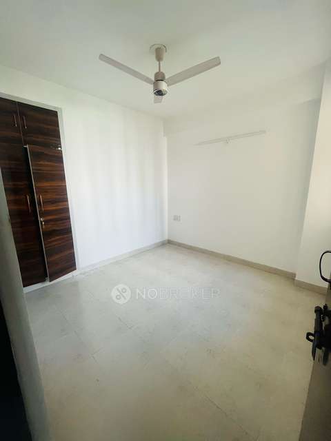 2 BHK Flat In Kdpmgi Gharaunda for Rent  In Raj Nagar Extension