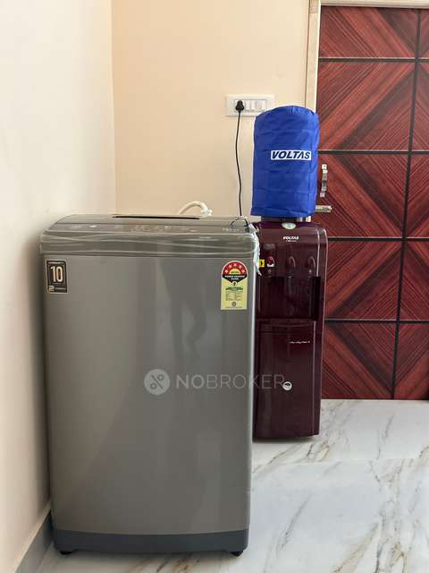 PG for Girls in Miot Hospital