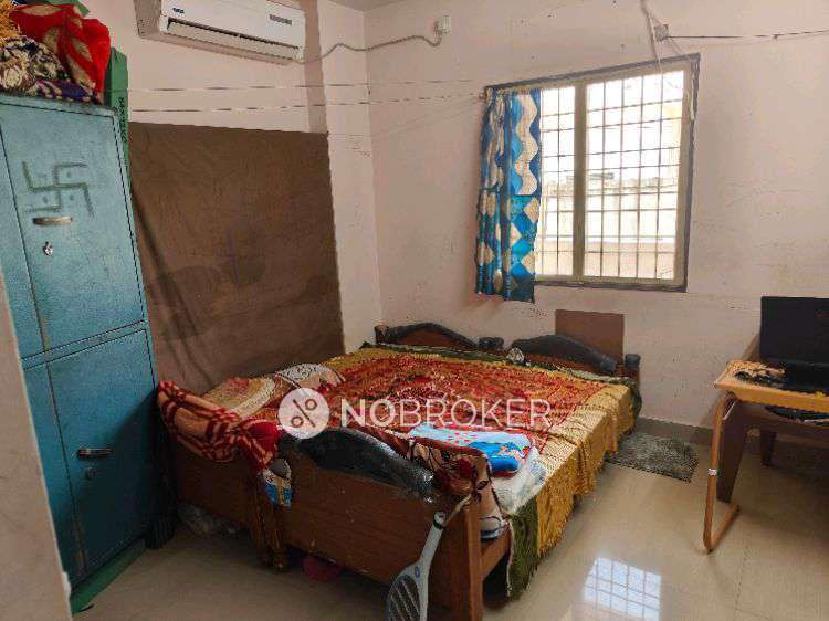 2 BHK Flat In S.v. Pearl Apartment for Rent  In Kukatpally