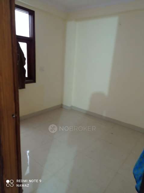 2 BHK Flat In Batla House, Okhla For Sale  In Okhla